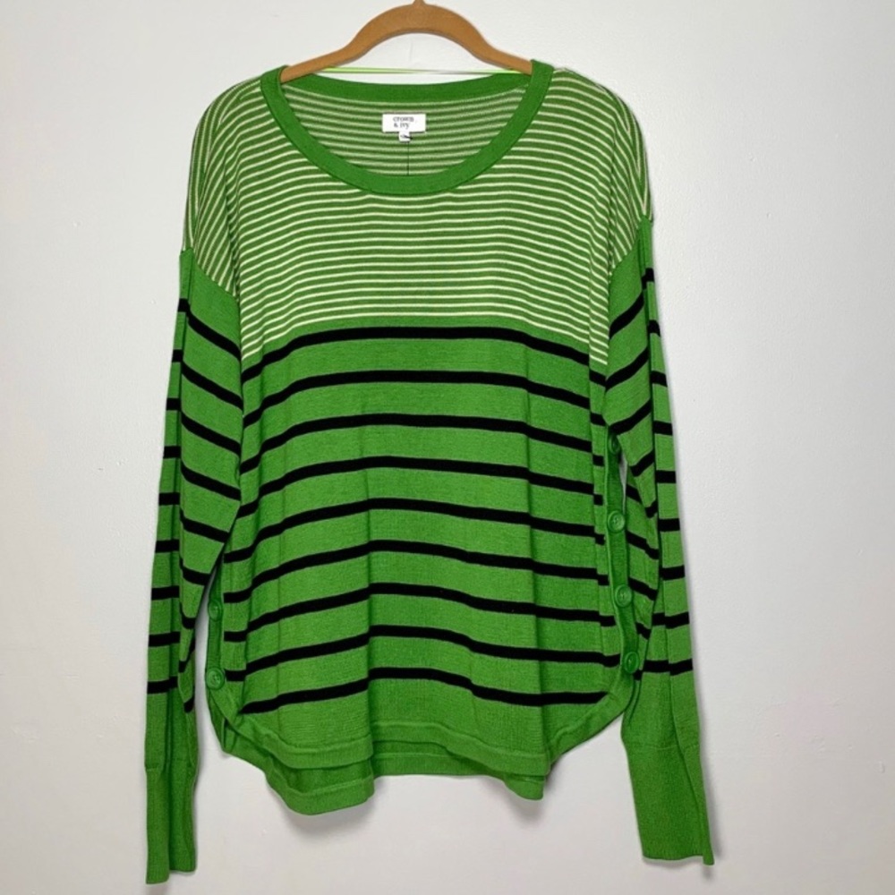 NEW "Crown and Ivy" Green and Navy Sweater